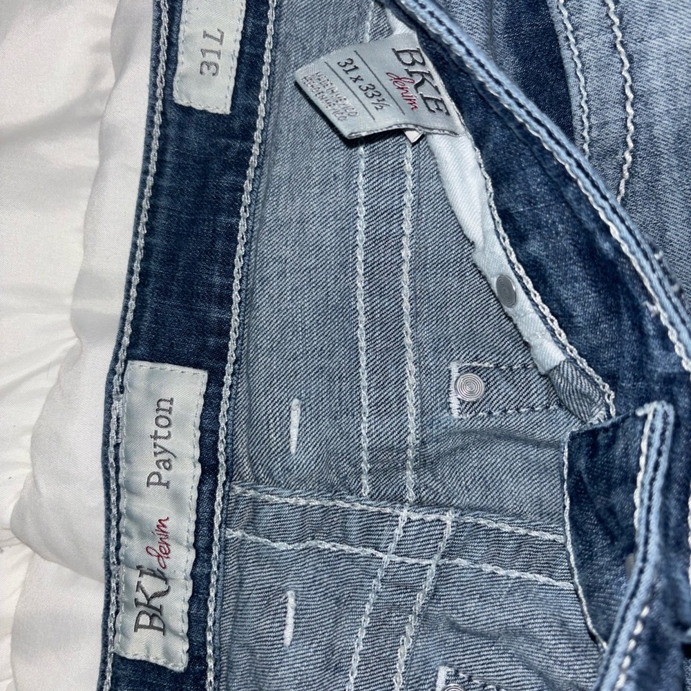Blk Payton denim - Buckle Jeans size 31L. Like new
